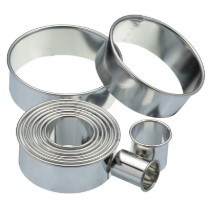 Set 11 forme cutter pentru prajituri, metal, 10 cm - Kitchen Craft