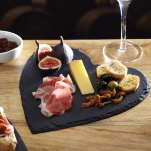 Platou servire aperitive, inima, ardezie, 25 cm, "Artesa" - Kitchen Craft