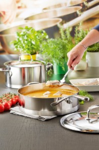 Cratita inox, cu capac, 18cm/2,2L, "Atlantis" - Demeyere