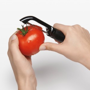 Decojitor inox, lama serata, 17,8 cm - OXO