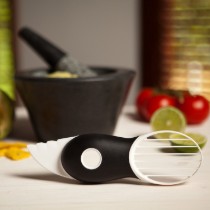 Feliator pentru avocado 3-in-1, plastic - OXO