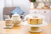 Platou servire cu capac din sticla, 29 x 25 cm - Kitchen Craft