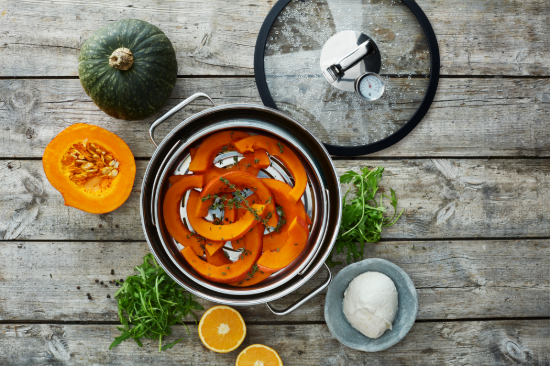 Oala inox  gatire la aburi 28 cm 5 l "Vitalis" - WMF