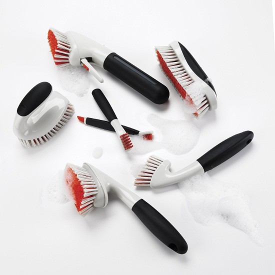 Perie pentru curatat suprafetele inguste, plastic, "Good Grips" - OXO