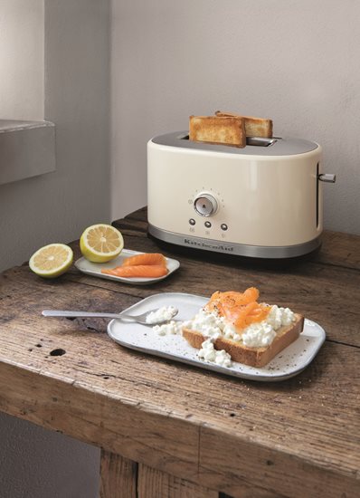 Prajitor de paine 2 sloturi si control manual 1200W, Almond Cream - KitchenAid