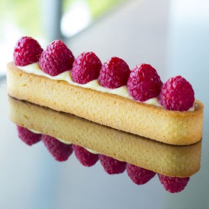 Forma perforata pentru tarta, inox 14,5 x 3,5 cm - de Buyer