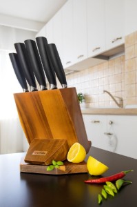 Set cutite 6 piese, suport rotativ - Zokura