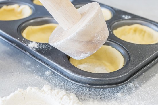 Presa pentru aluat, lemn, “MasterClass” - Kitchen Craft