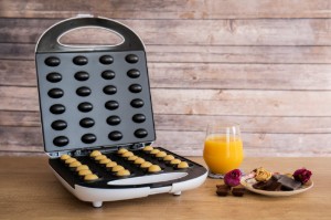 Aparat pentru 12 forme nuci umplute, 1400W - Zokura