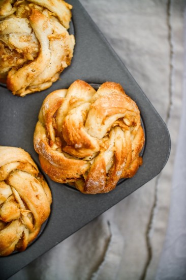 Tava pentru 12 briose, otel, 35 x 27 cm - MasterClass