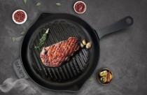 Tigaie grill, fonta, 28 cm, baza concava - LAVA