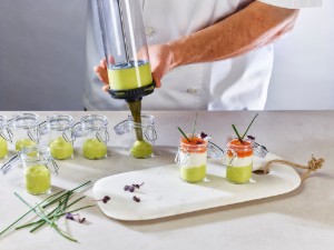 Set seringa patiserie, 4 recipiente si 12 duze, "Le Tube Pro" - de Buyer
