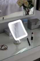 Oglinda cosmetica cu LED - Camry