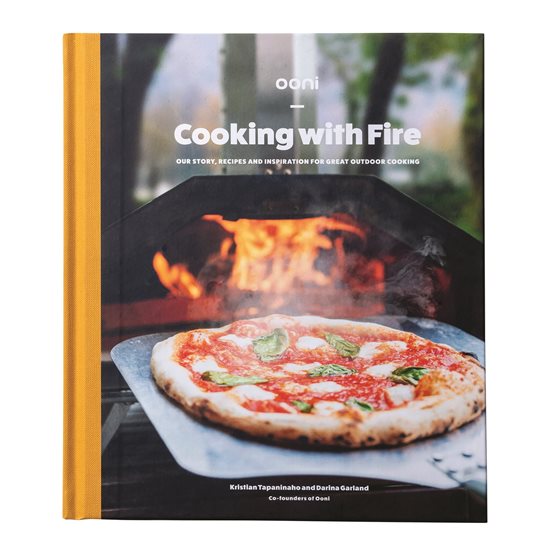 Carte de retete "Cooking With Fire", EN - Ooni