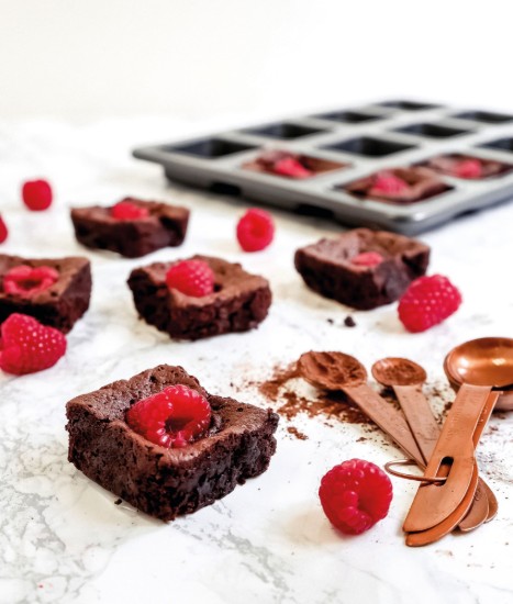 Tava de copt brownies, 12 forme, otel, 34x26cm - MasterClass