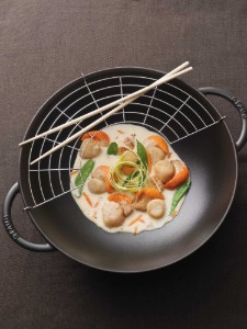 Tigaie wok, fonta, 37cm, Black - Staub