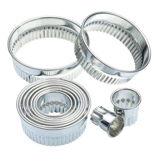Set 11 cuttere rotunde, margine canelata, metal - Kitchen Craft