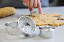 Set 11 cuttere rotunde, metal, 10 cm - Kitchen Craft