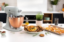 Mixer cu bol 4.7L, Artisan, Model 180, Design Edition, Blossom - KitchenAid