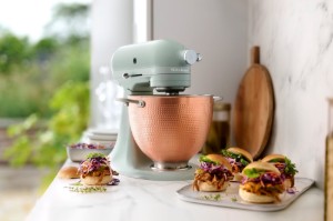 Mixer cu bol 4.7L, Artisan, Model 180, Design Edition, Blossom - KitchenAid