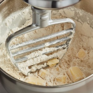 Mixer cu bol 4.7L, Artisan, Model 180, Design Edition, Blossom - KitchenAid