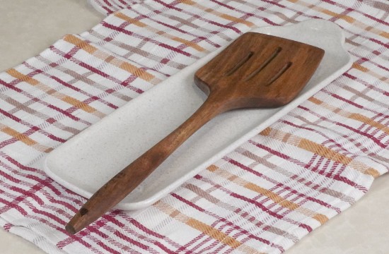 Spatula cu fante, lemn de acacia, 32 cm - Zokura