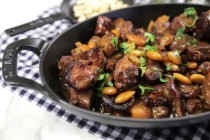 Tava ovala, fonta, 32 cm, Black - Staub