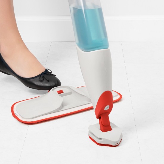 Mop Spray cu rezervor si pulverizator 2 in 1, "Good Grips" - OXO