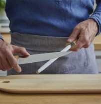 Masat ascutire cutite, otel, 25 cm - Opinel
