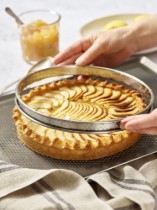 Forma perforata pentru tarta, inox, 22 cm - de Buyer