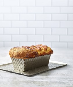 Tava perforata pentru cuptor, inox, 26 x 10,3 cm - de Buyer