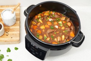 Oala electrica slowcooker, 7,1L/800W, Superior - Instant Pot