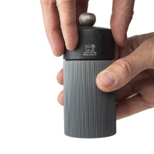 Rasnita pentru piper, 12 cm, "Line", Carbon - Peugeot