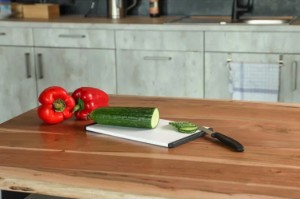 Tocator plastic, 25 x 15 cm, grosime 0,7 cm - Kesper