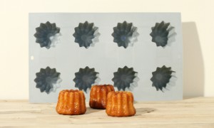 Forma din silicon pentru canneles, 30 x 17,6 cm - de Buyer