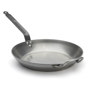 Tigaie otel carbon, 32 cm, "CARBONE PLUS" - de Buyer Tigaie otel carbon, 32 cm, "CARBONE PLUS" - de Buyer