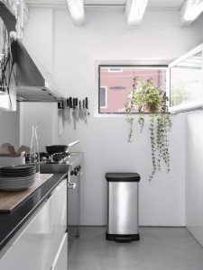 Cos de gunoi cu pedala, 50L, "Deco", Gri Metalic - Curver