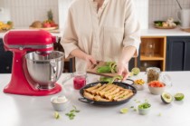 Mixer cu bol 4.7L, Artisan, Model 195, Hibiscus - KitchenAid