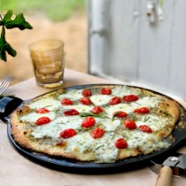Tava pizza, ceramica, 36,5cm, Charcoal - Emile Henry
