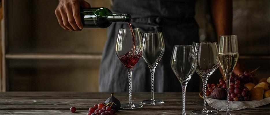 Ghid pahare de vin: De ce contează forma pentru fiecare tip de vin