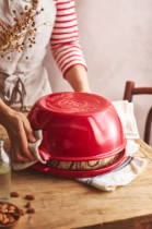 Vas pentru paine, ceramica, 30cm, Burgundy - Emile Henry Vas pentru paine, ceramica, 30cm, Burgundy - Emile Henry