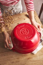 Vas pentru paine, ceramica, 30cm, Burgundy - Emile Henry Vas pentru paine, ceramica, 30cm, Burgundy - Emile Henry