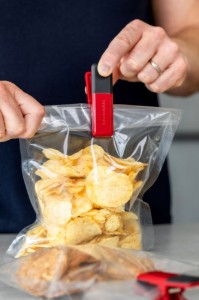 Set 4 clipsuri pentru pungi, plastic, Empire Red - KitchenAid