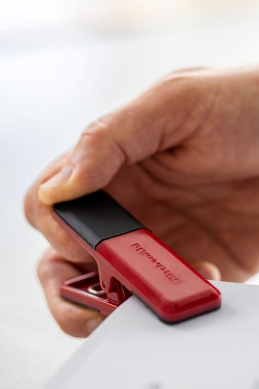 Set 4 cleme / clipsuri pentru pungi, plastic, Empire Red - KitchenAid