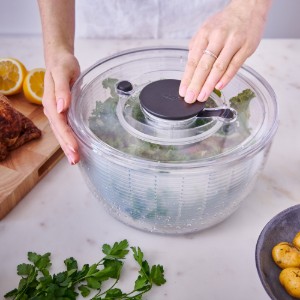 Uscator salata si verdeturi, 20cm/2,7L, "Good Grips" - OXO