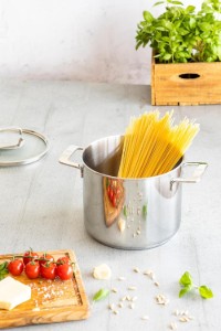 Oala inox, cu capac, 22cm/6,5L, "Signature" - BRA