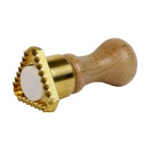 Matrita triunghiulara ravioli, alama, 45 mm - Zokura