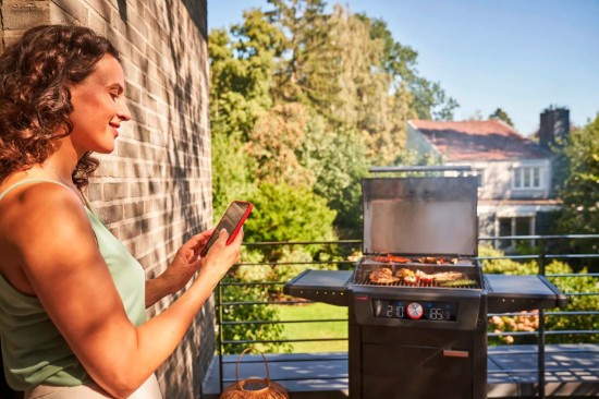 Gratar electric Char-Broil Evolve, display, grile din fonta, TRU-Infrared 140993