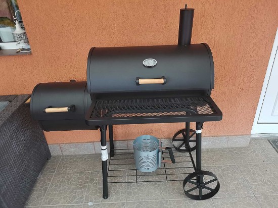 Gratar pe carbuni cu afumatoare American BBQ Washington Activa 11240