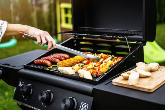 Gratar pe gaz cu 3 arzatoare din inox si arzator lateral Activa San Diego 19689GD